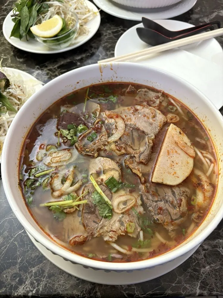 bun bo hue